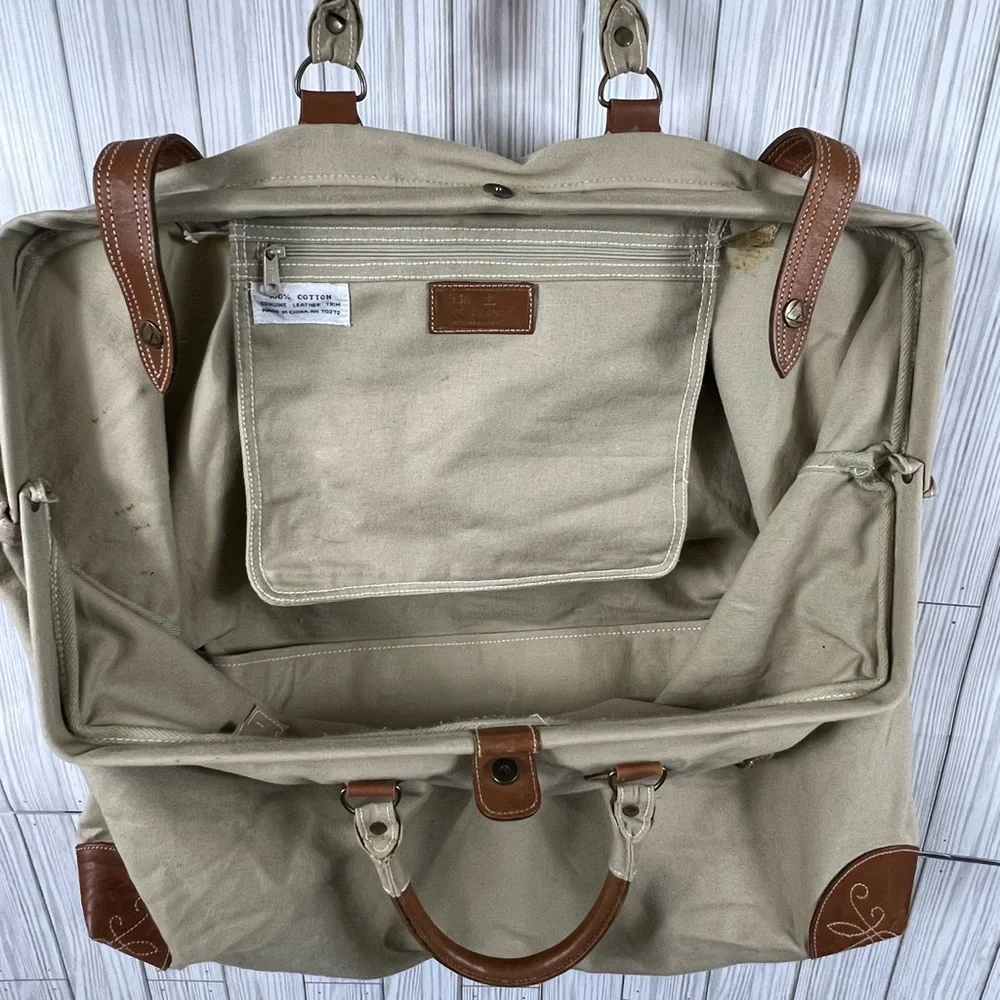Vintage Liz Claiborne Hard Closure Travel Duffle